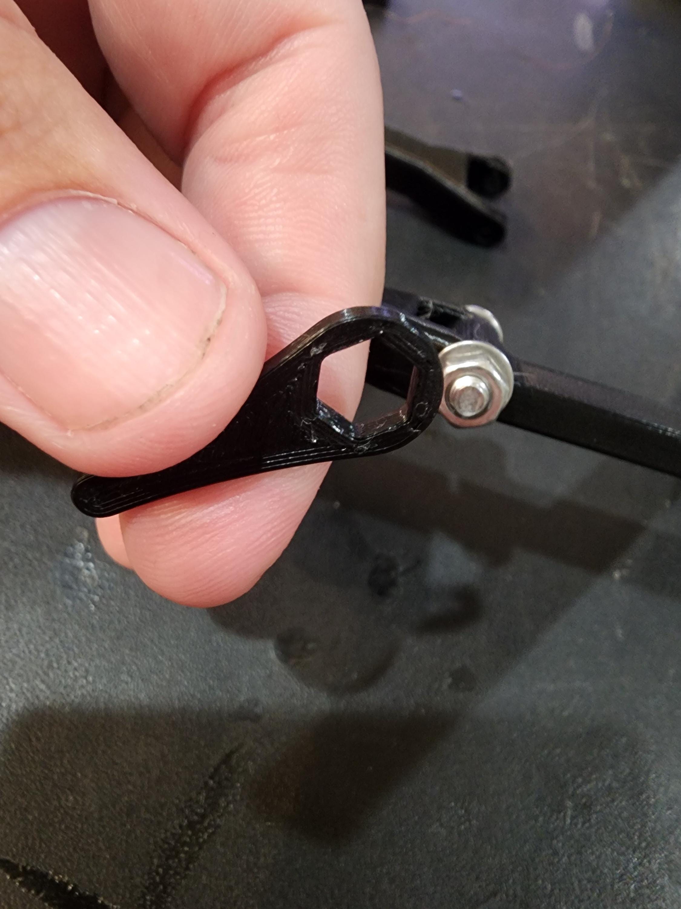 Low Profile 120mm / 80mm Adjustable Magnetic Fan Mount Cabinet Greenhouse magnetic mount w/ 3d printed wrench