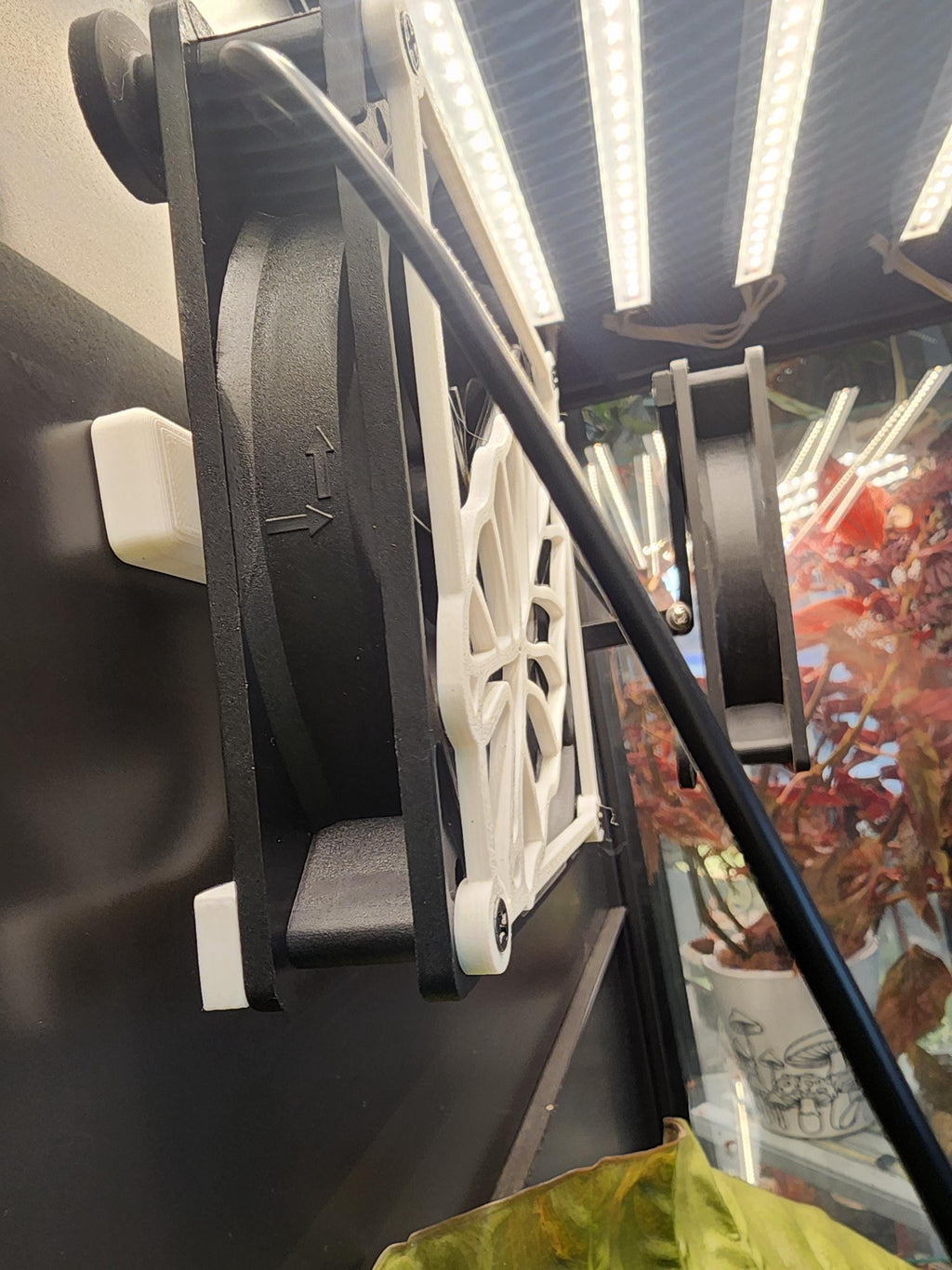 Low Profile 120mm / 80mm Adjustable Magnetic Fan Mount Cabinet Greenhouse magnetic mount w/ 3d printed wrench