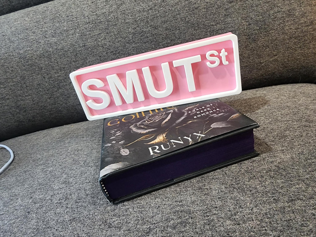Personalized Library Street Sign: 3D Printed Bookshelf Decor