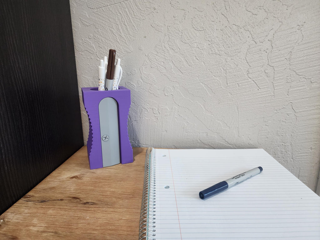 3D-Printed Giant Sharpener Pencil Holder: Teacher Desk Organizer