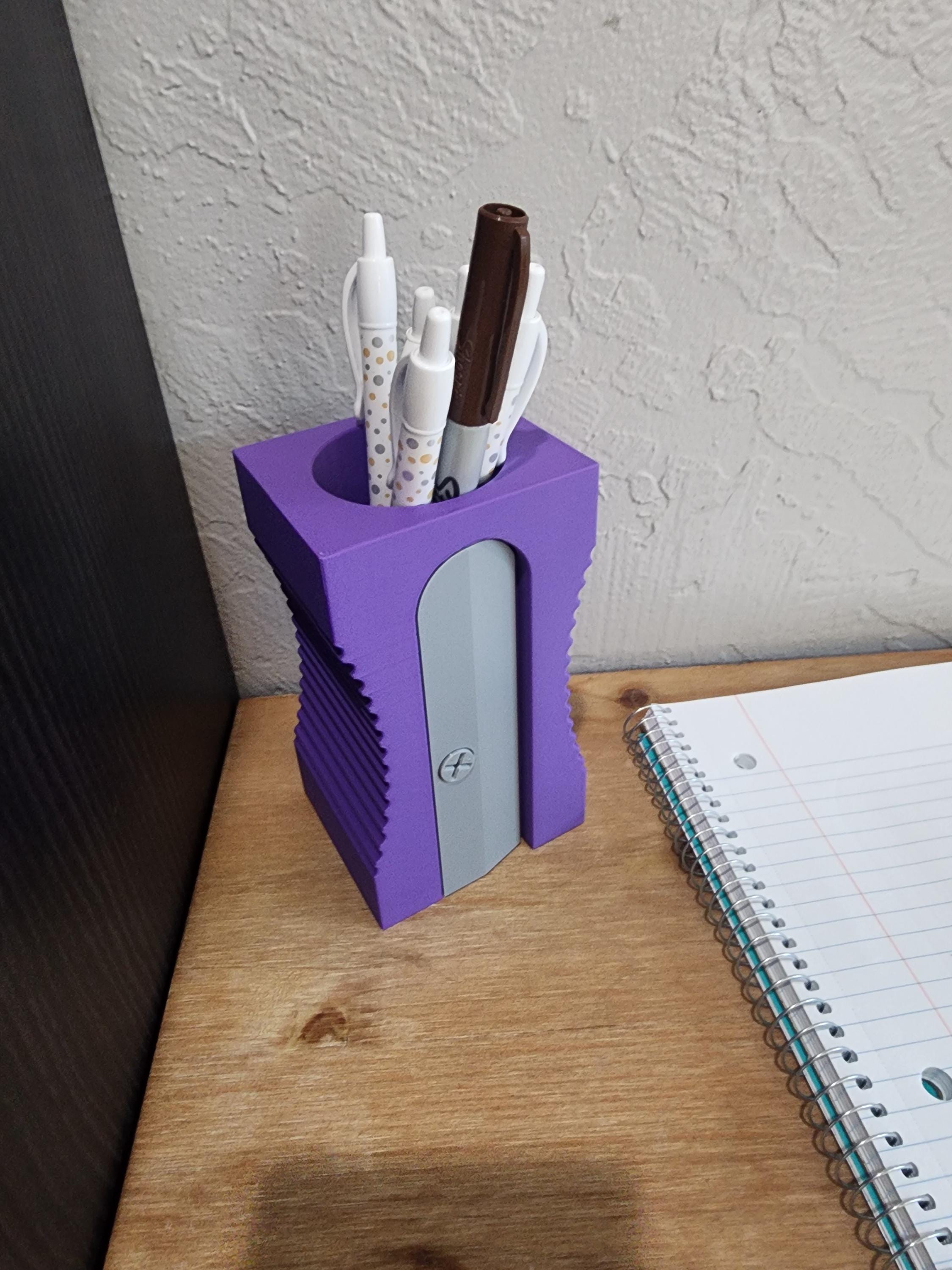 3D-Printed Giant Sharpener Pencil Holder: Teacher Desk Organizer