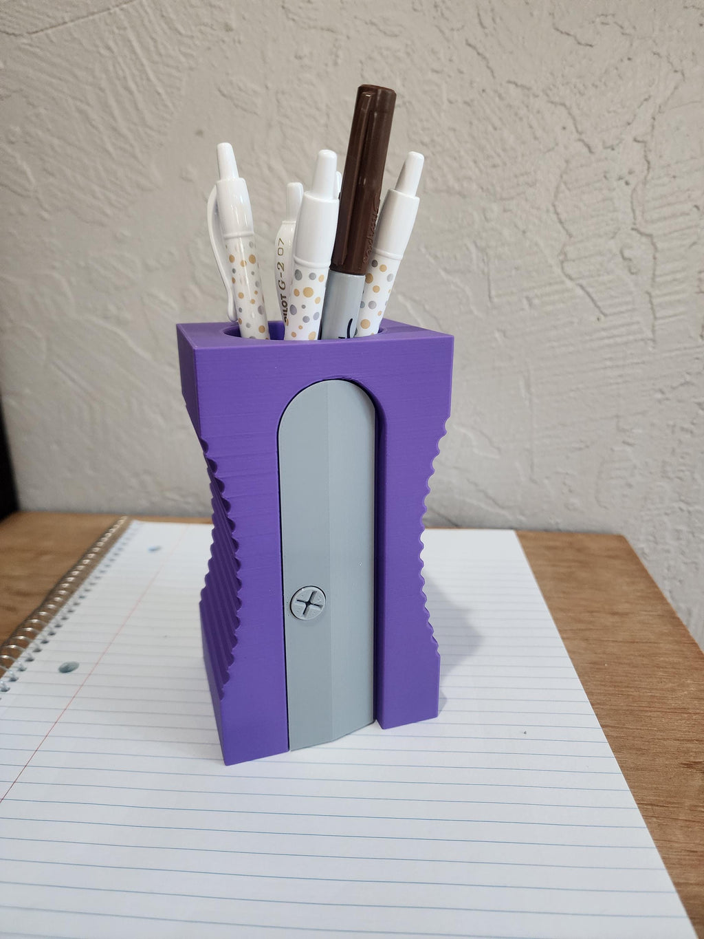 3D-Printed Giant Sharpener Pencil Holder: Teacher Desk Organizer