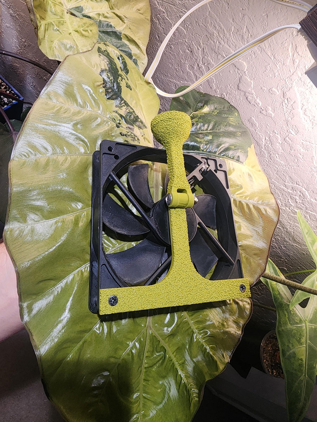 Moss Textured Olive Green 120mm / 80mm Adjustable Magnetic Fan Mount Cabinet Greenhouse magnetic mount w/ 3d printed wrench