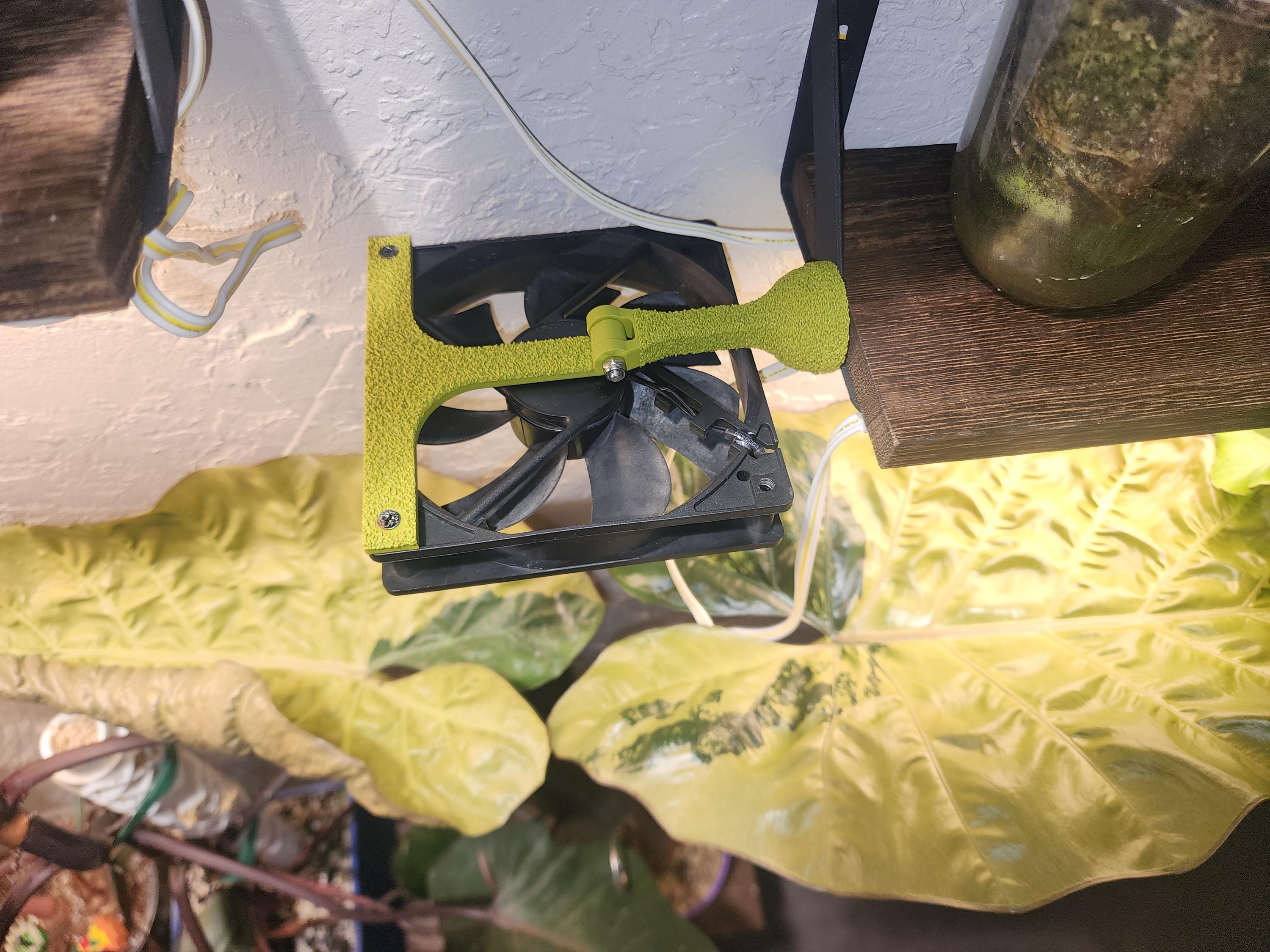 Moss Textured Olive Green 120mm / 80mm Adjustable Magnetic Fan Mount Cabinet Greenhouse magnetic mount w/ 3d printed wrench