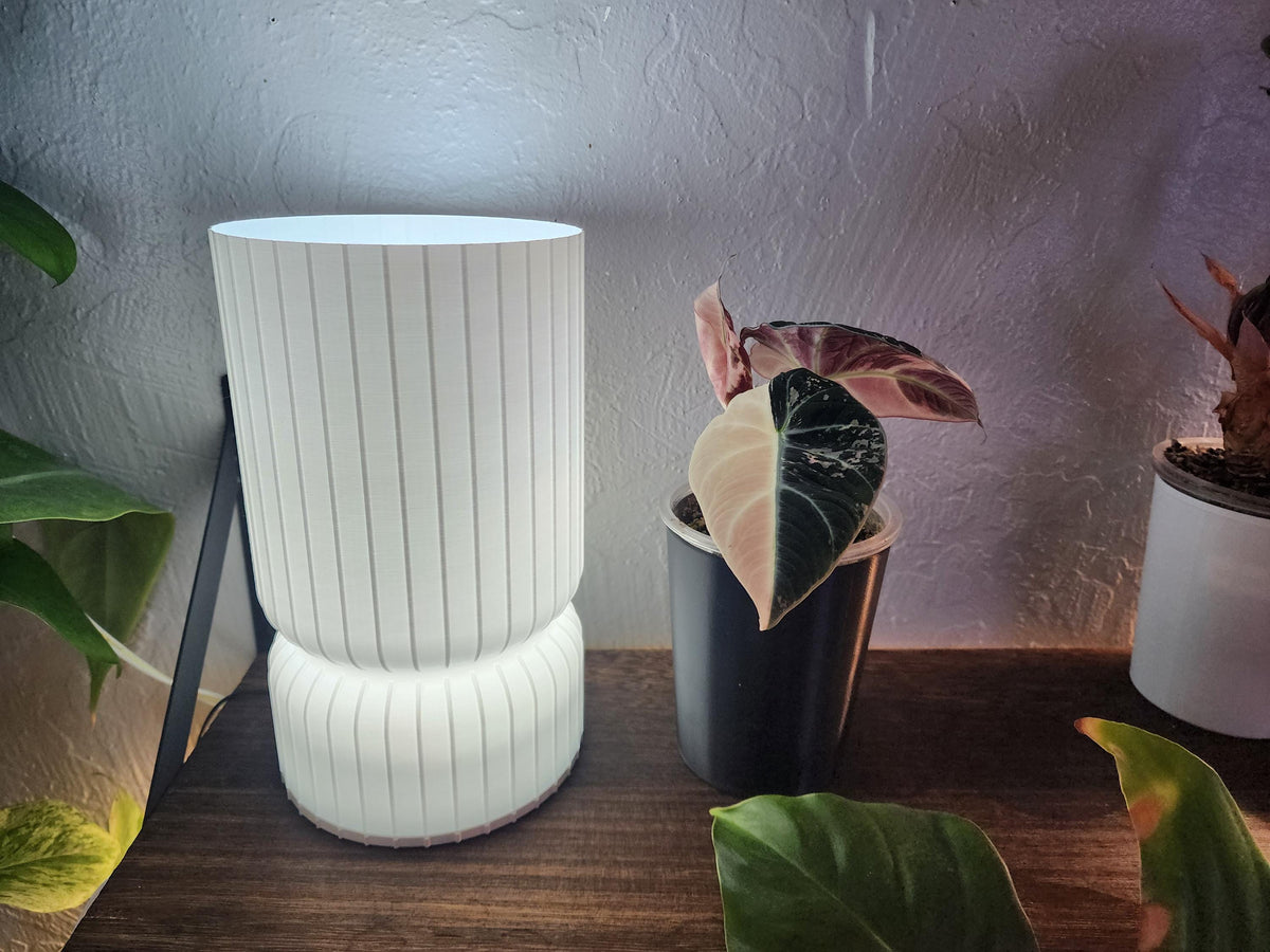 Modern Industrial Table Lamp: Ambient Mood Lighting, Cozy Decor