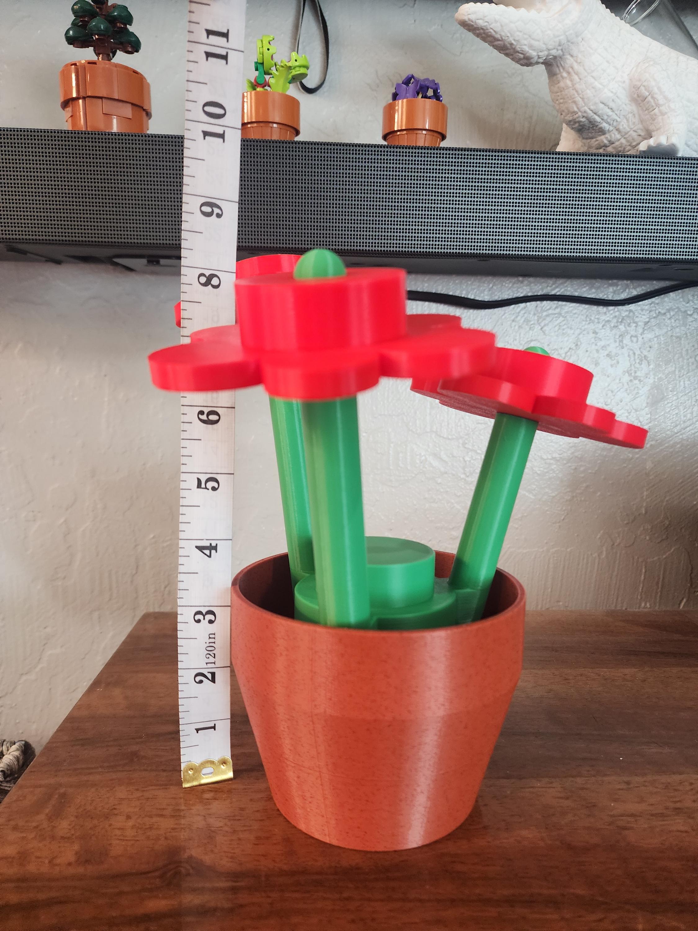 3D Printed Building Block Flowers: Custom Color Bouquet with Magnetic Pot