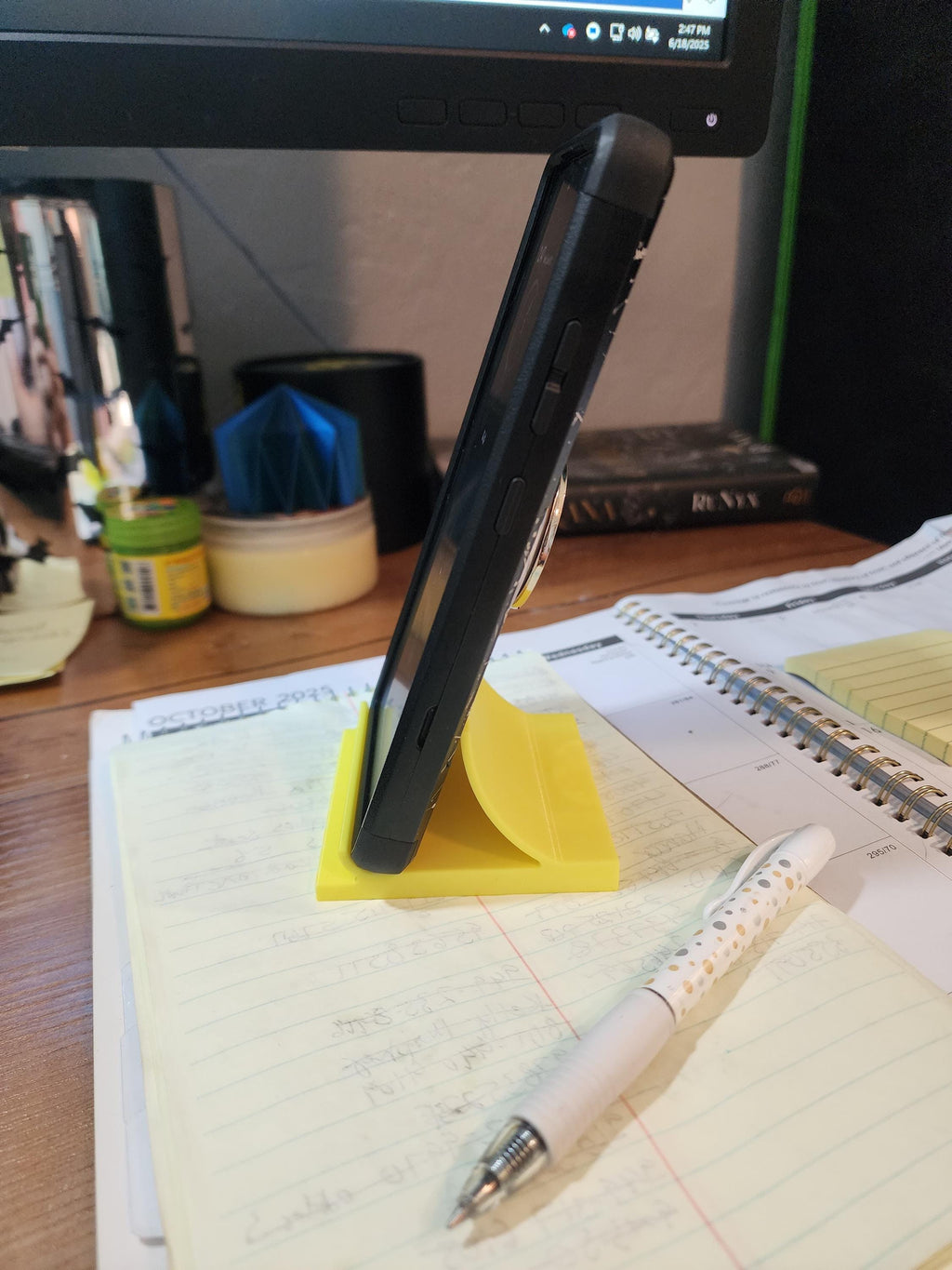Sticky Note Stand & Phone Holder | Cute Desk Accessory | Dual Position