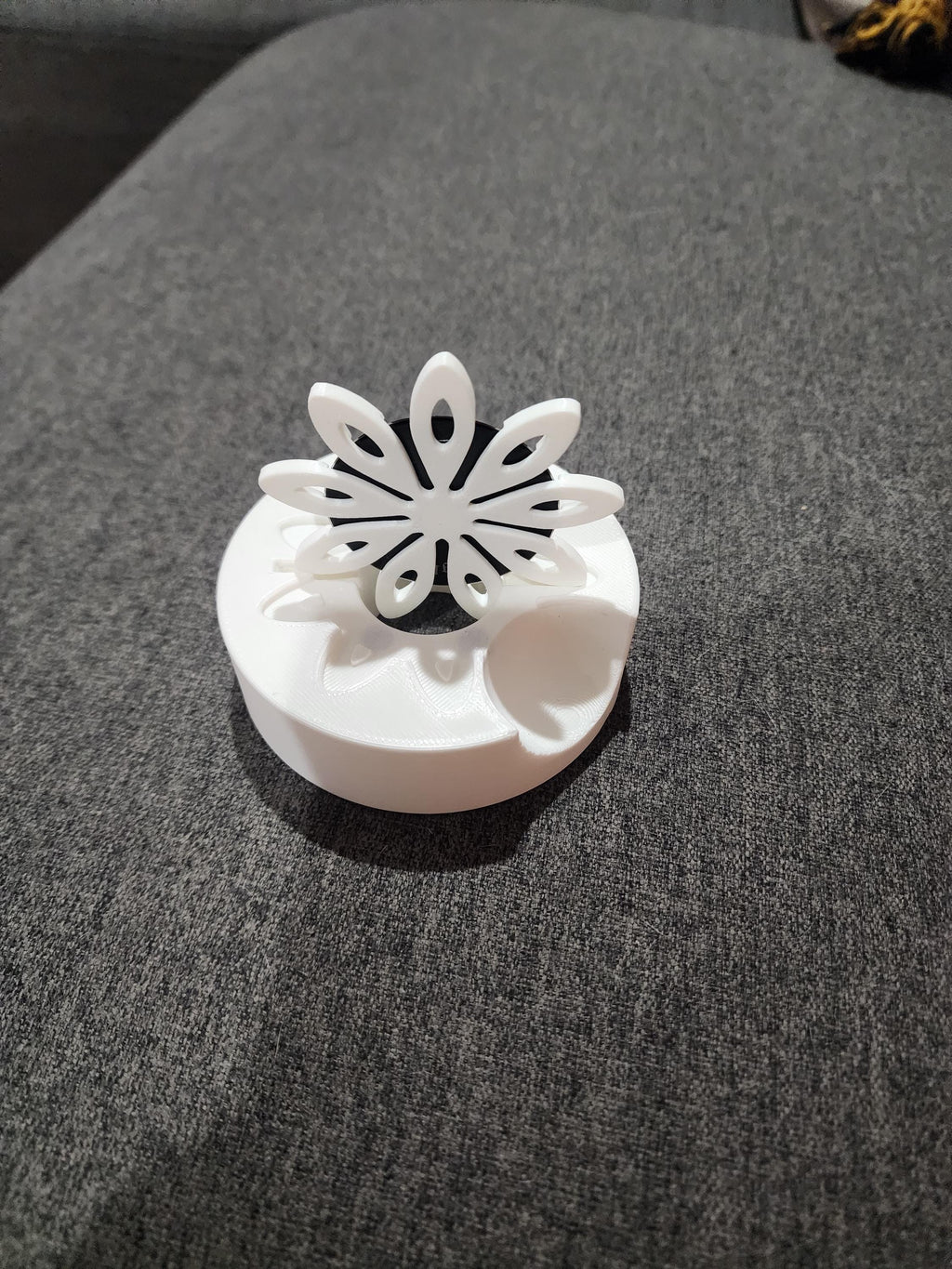 Thread Cutter: Rotary Blade Repurposer - Made in USA