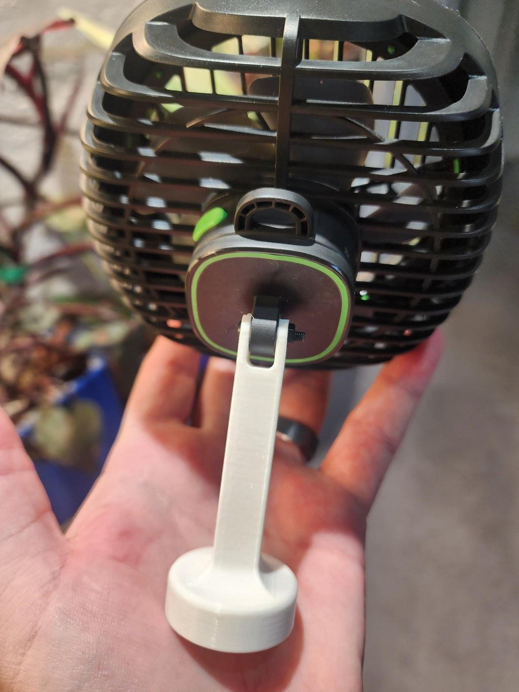 magnetic mount for 4" Vivosun AeroWave D4