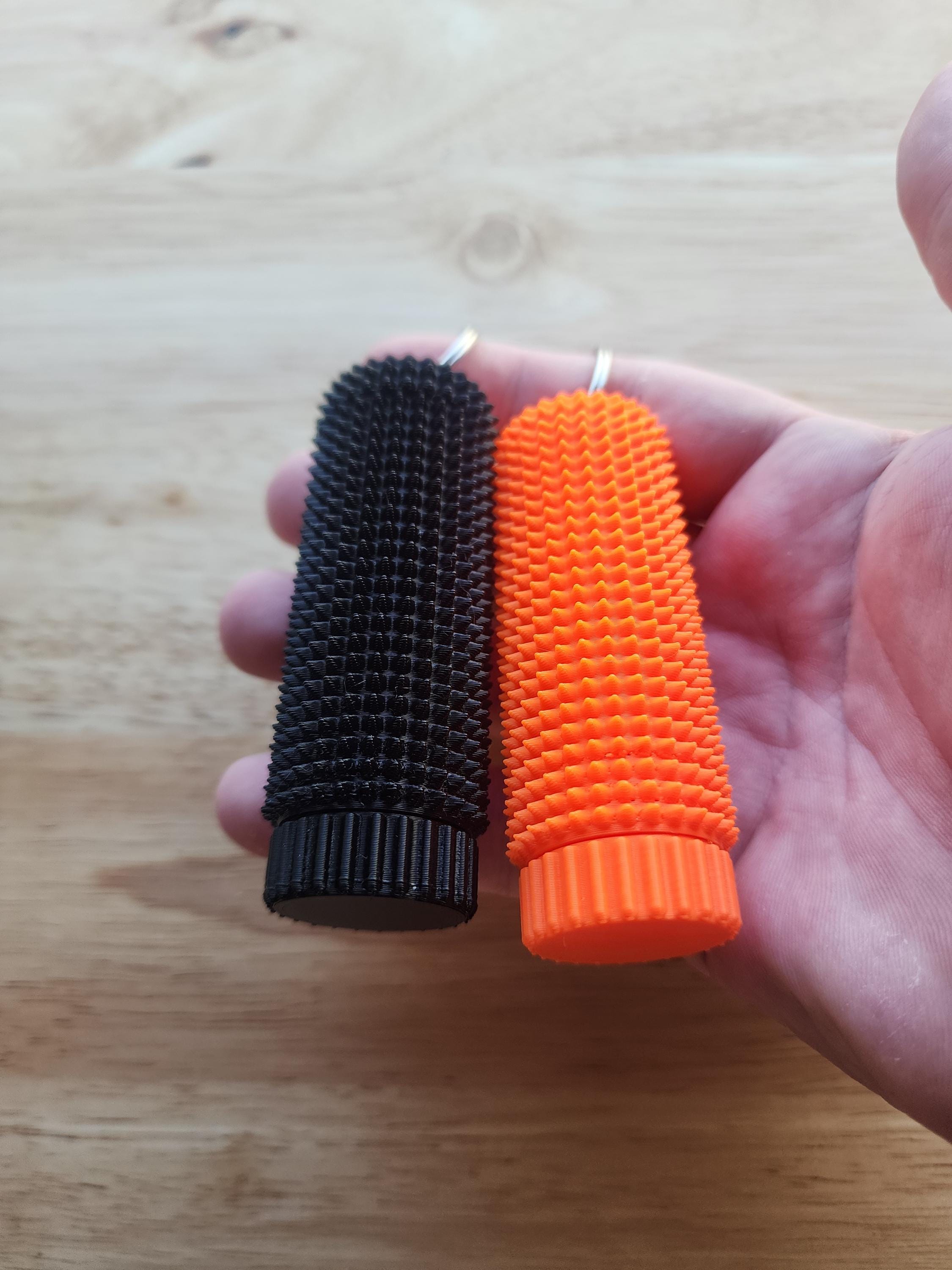 Sensory Spiky Fidget Keychain – Textured Roller Toy with Secret Compartment for Discreet Storage