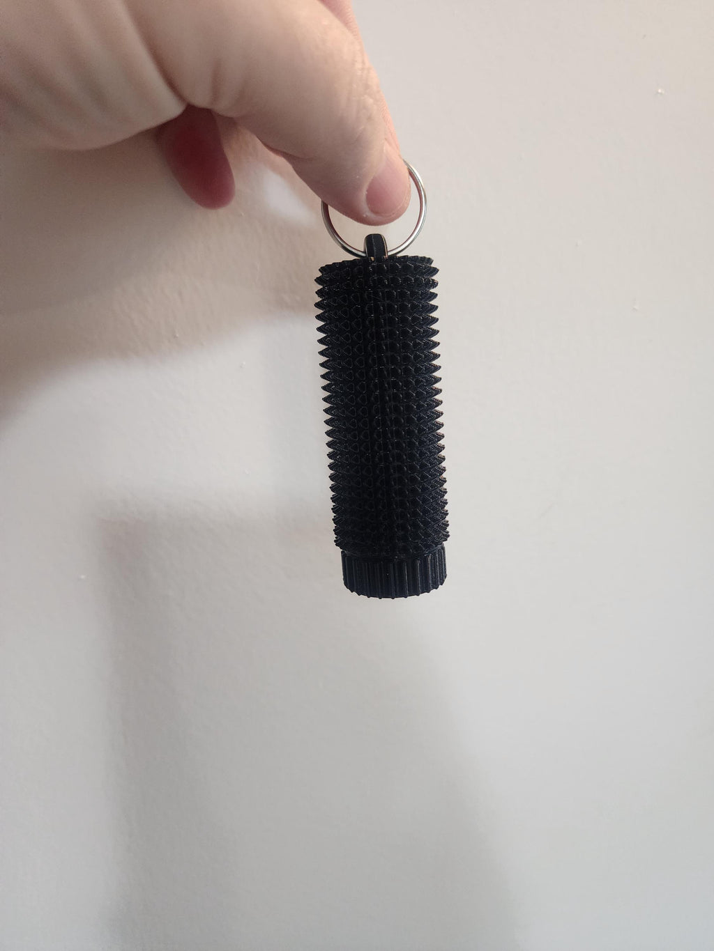 Sensory Spiky Fidget Keychain – Textured Roller Toy with Secret Compartment for Discreet Storage