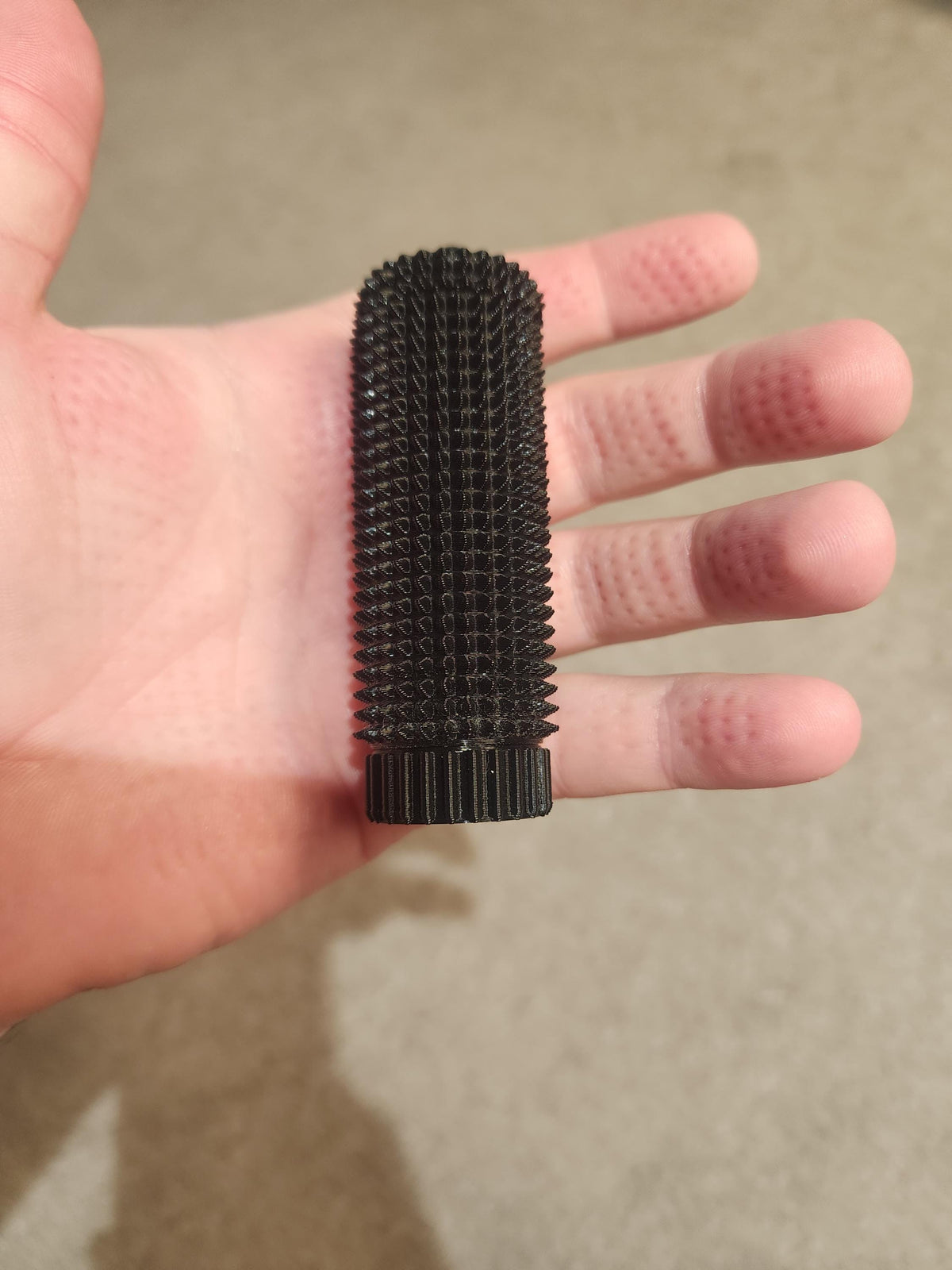 Sensory Spiky Fidget Keychain – Textured Roller Toy with Secret Compartment for Discreet Storage