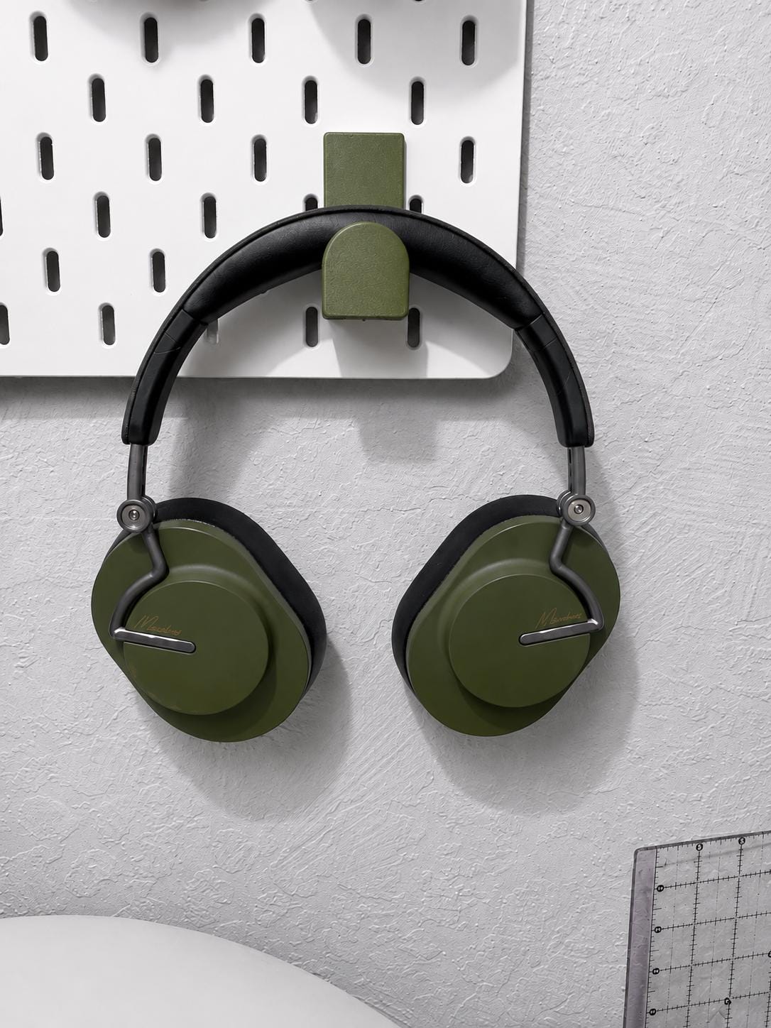IKEA SKÅDIS Headphone Hook – Pegboard Headset Holder – 20+ Colors – Gaming & Desk Organizer